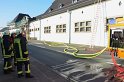 Feuer 3 Dachstuhlbrand Koeln Rath Heumar Gut Maarhausen Eilerstr P105